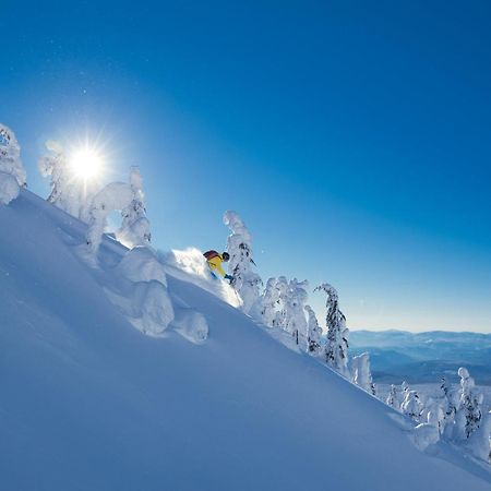 Holiday Inn Express & Suites Kelowna - East By Ihg Экстерьер фото